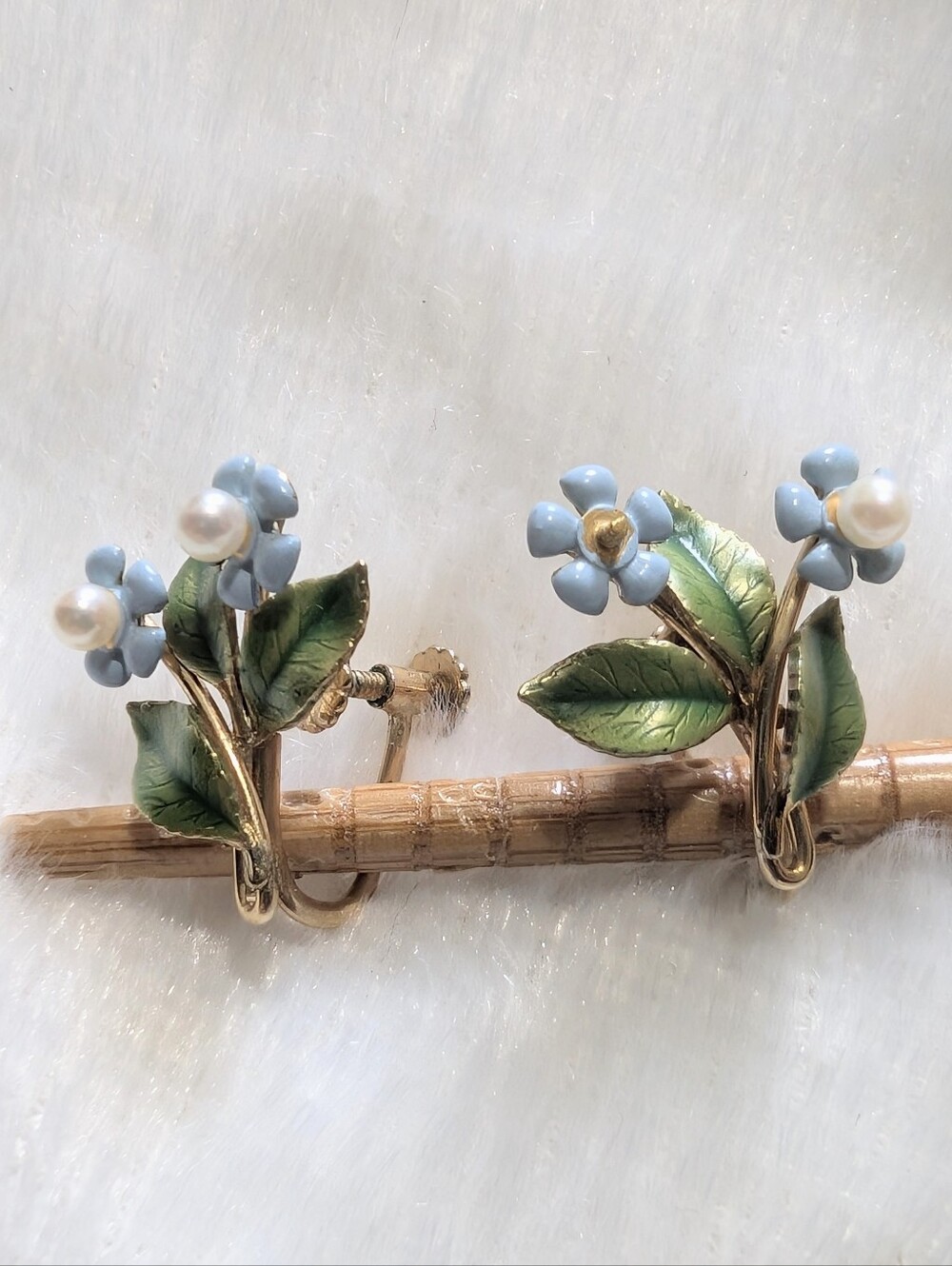 60s Krementz Forget-Me-Not Cultured Pearl Earrings & Pin Brooch Set - Picture 3 of 10